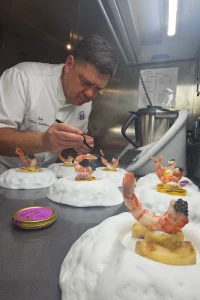 esperienza gourmet su yatch di lusso con chef privato mario contadino